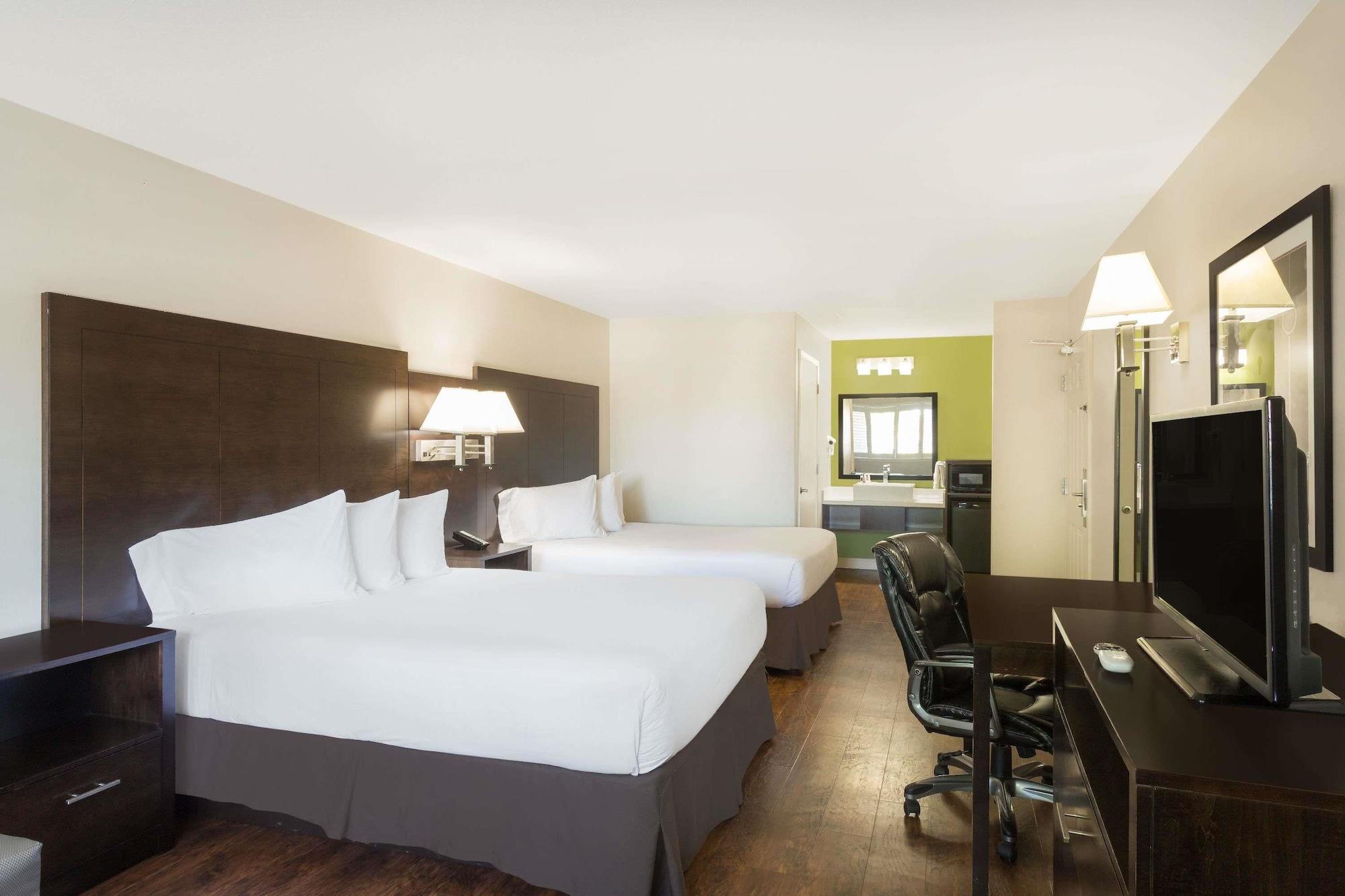 Baymont By Wyndham Modesto Salida Ξενοδοχείο Εξωτερικό φωτογραφία