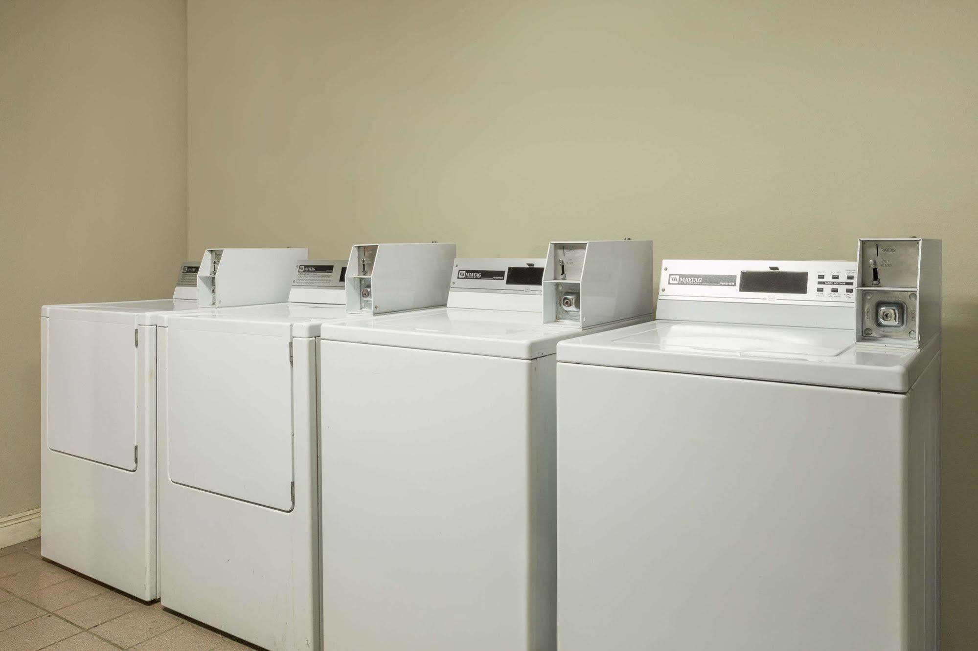Baymont By Wyndham Modesto Salida Ξενοδοχείο Εξωτερικό φωτογραφία